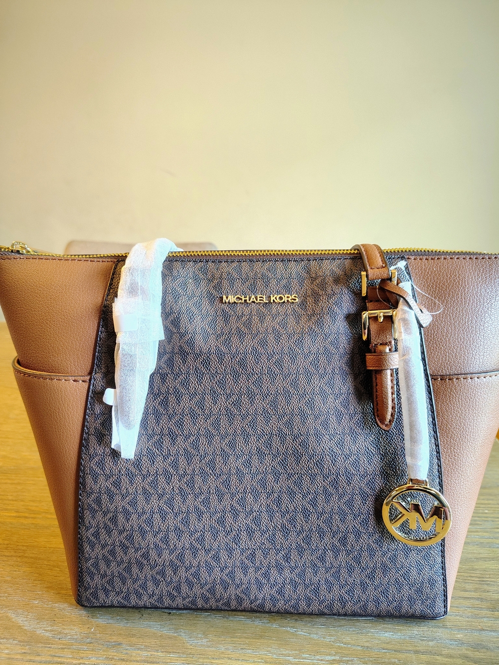 NWT Michael Kors Charlotte Large Top Zip Tote Bag Signature Brown